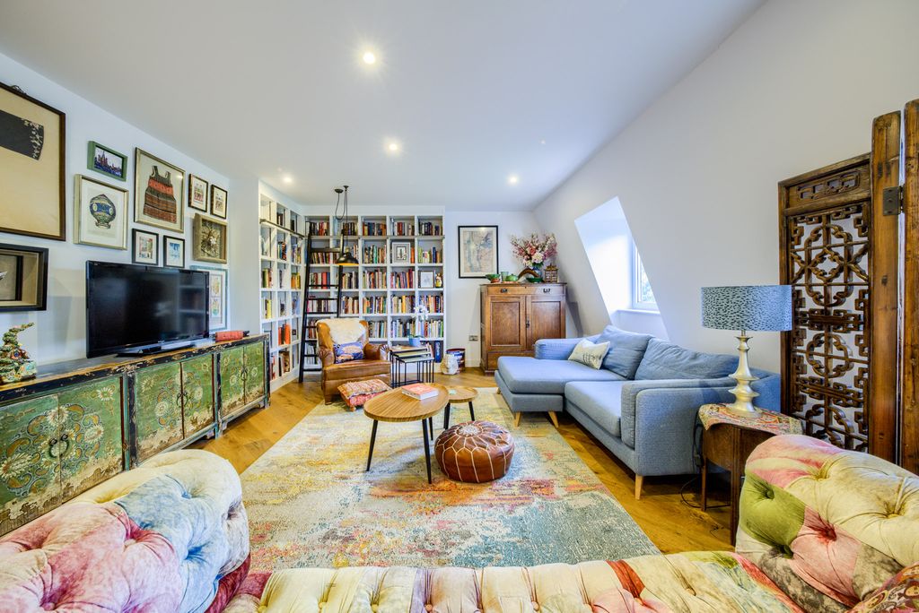 Property photo 3 of 28 Pxt45447-Hdr(3)