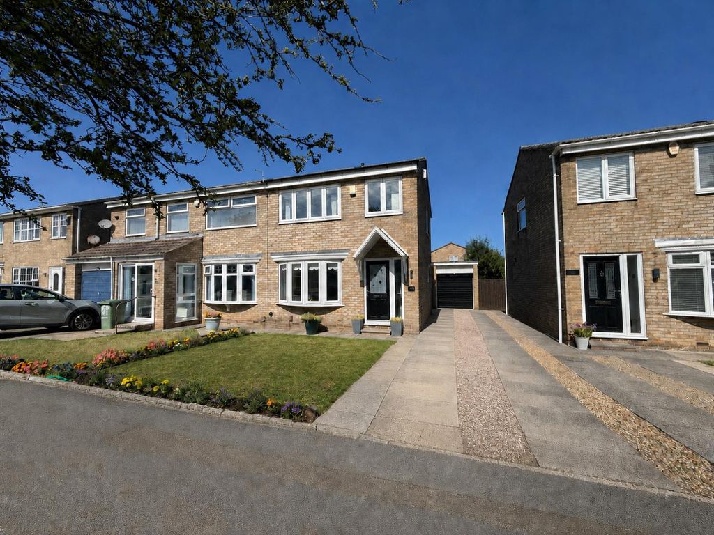 Property photo 1 of 13 Front