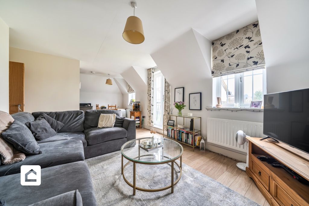 Property photo 2 of 20 2