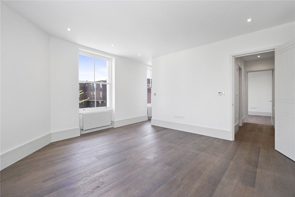 Property photo 2 of 8 Picture No. 26