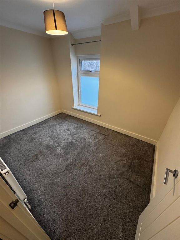 Additional image 5 of 3 bed semi-detached house to rentTon Row Ton Pentre Pentre, Pentre CF41