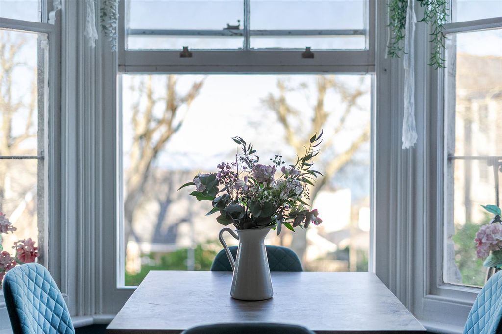 Property photo 3 of 19 1422943-6-69A5B2c20F673.Jpg