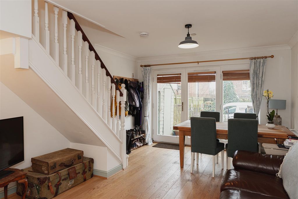 Property photo 2 of 23 Junction Mews, Junction Road, Dorking
