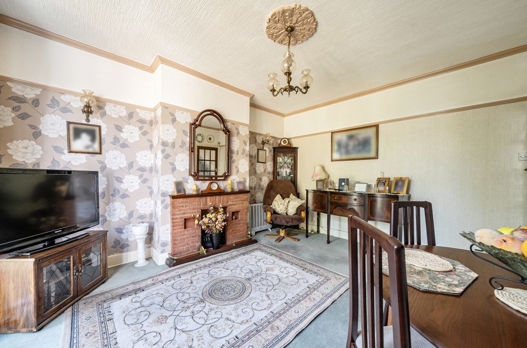 Property photo 3 of 22 Reception Room