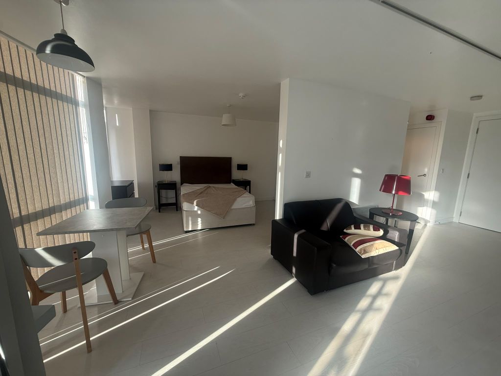 Property photo 2 of 5