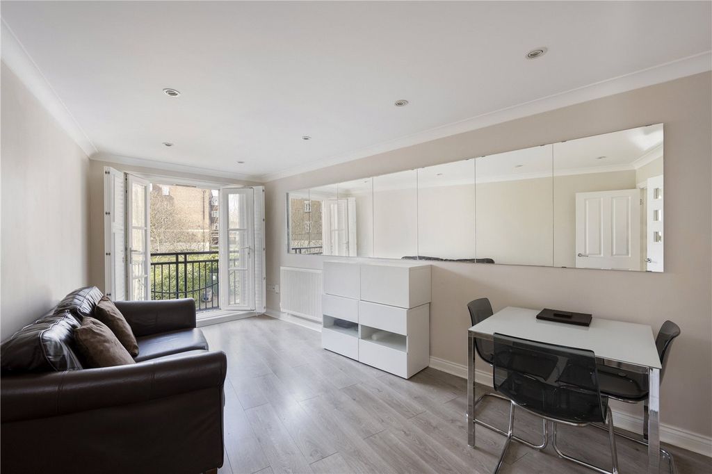 Property photo 3 of 10 Reception Room