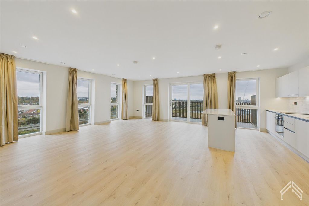 Property photo 1 of 19 2.Jpg