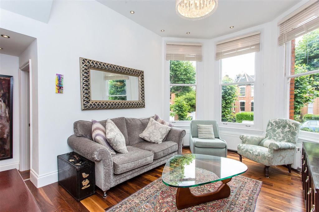 Property photo 1 of 7