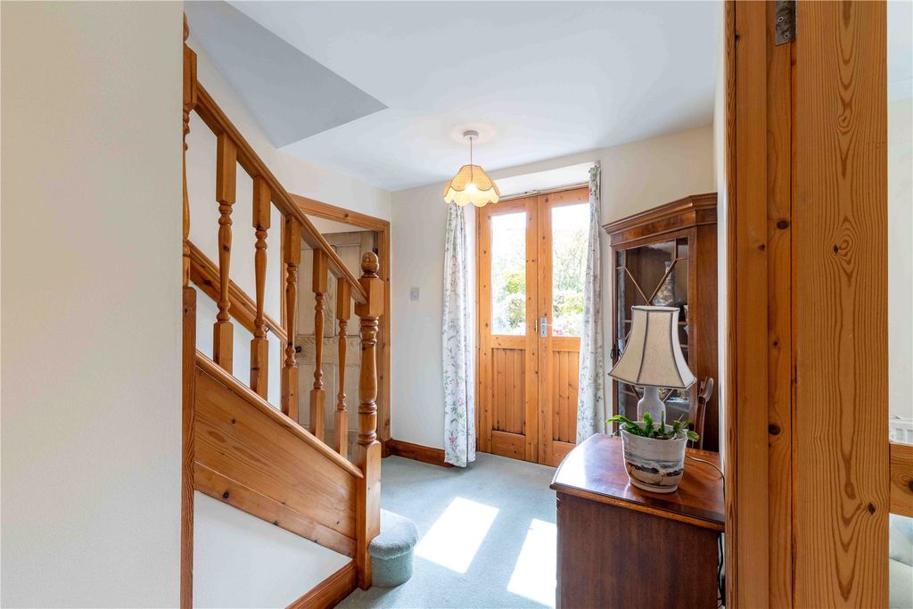 Property photo 2 of 54 Picture No. 03
