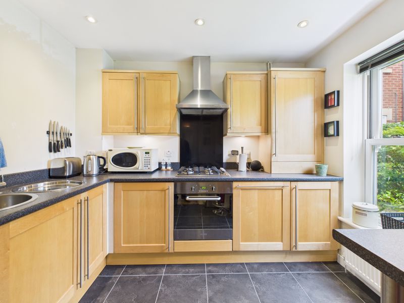 Property photo 2 of 16 Kitchen