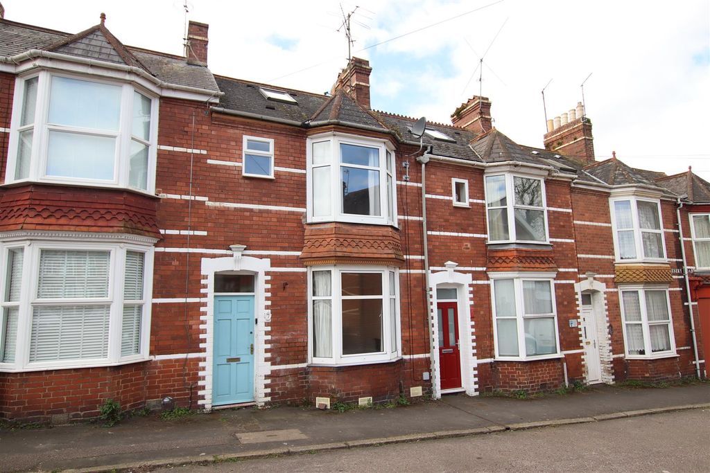 Property photo 1 of 9 Front.Jpg