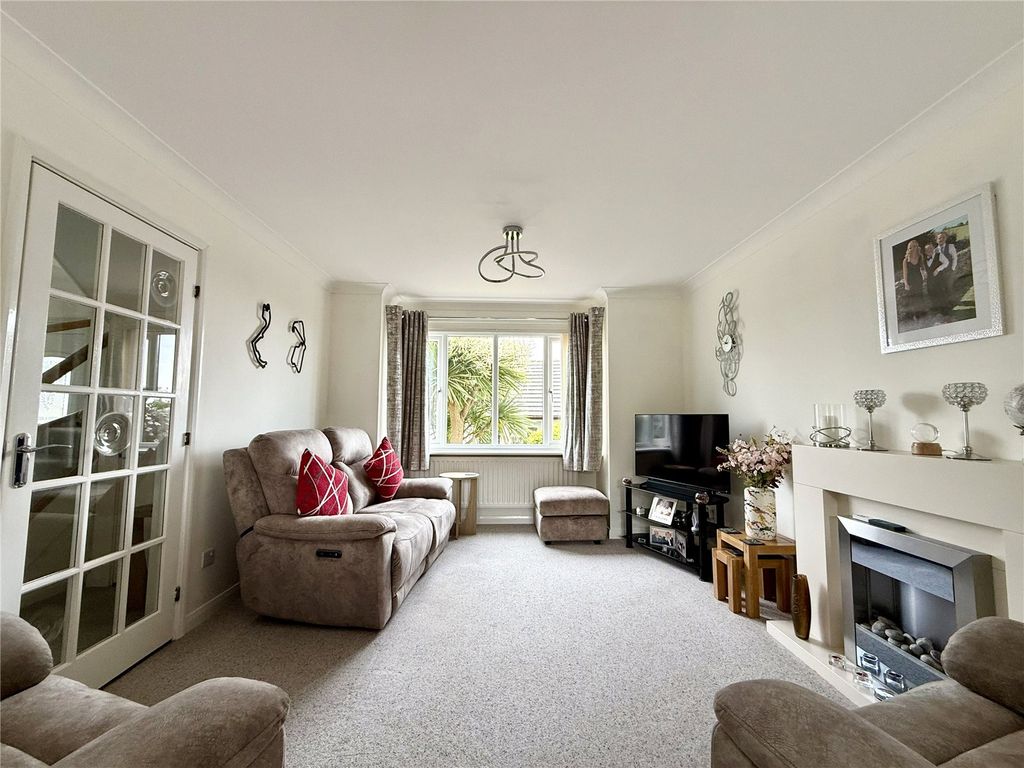 Property photo 2 of 18 Picture No. 02