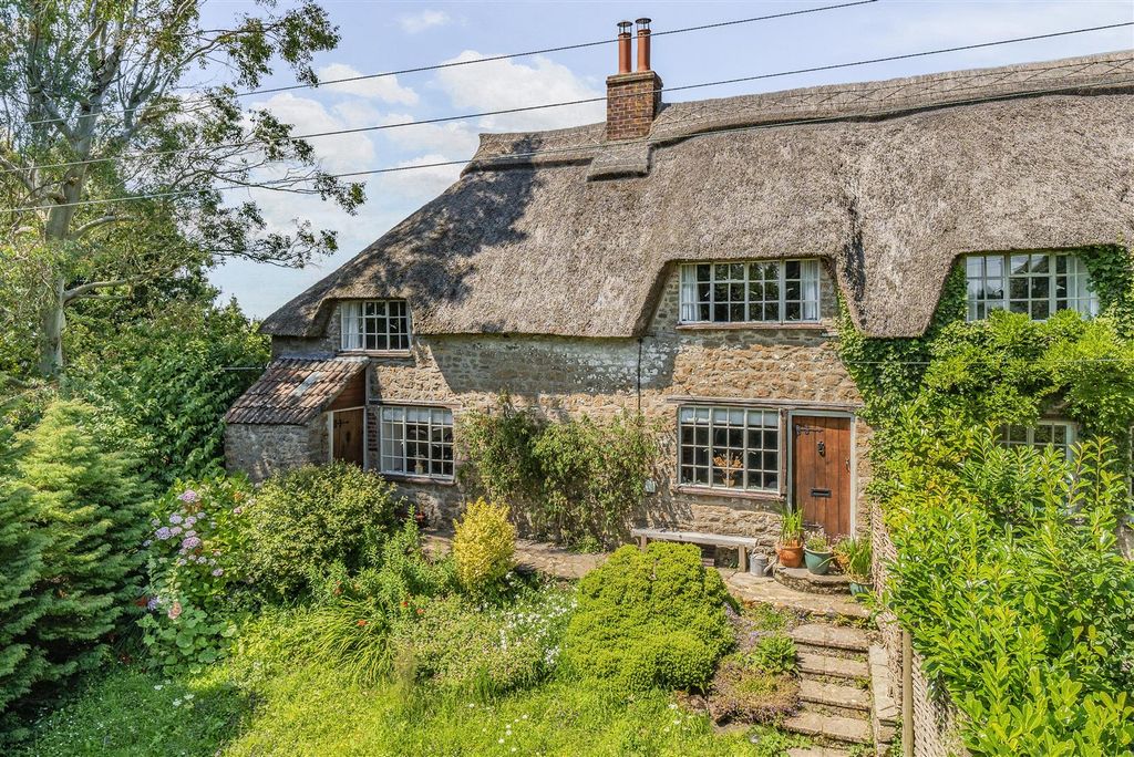 Property photo 1 of 14