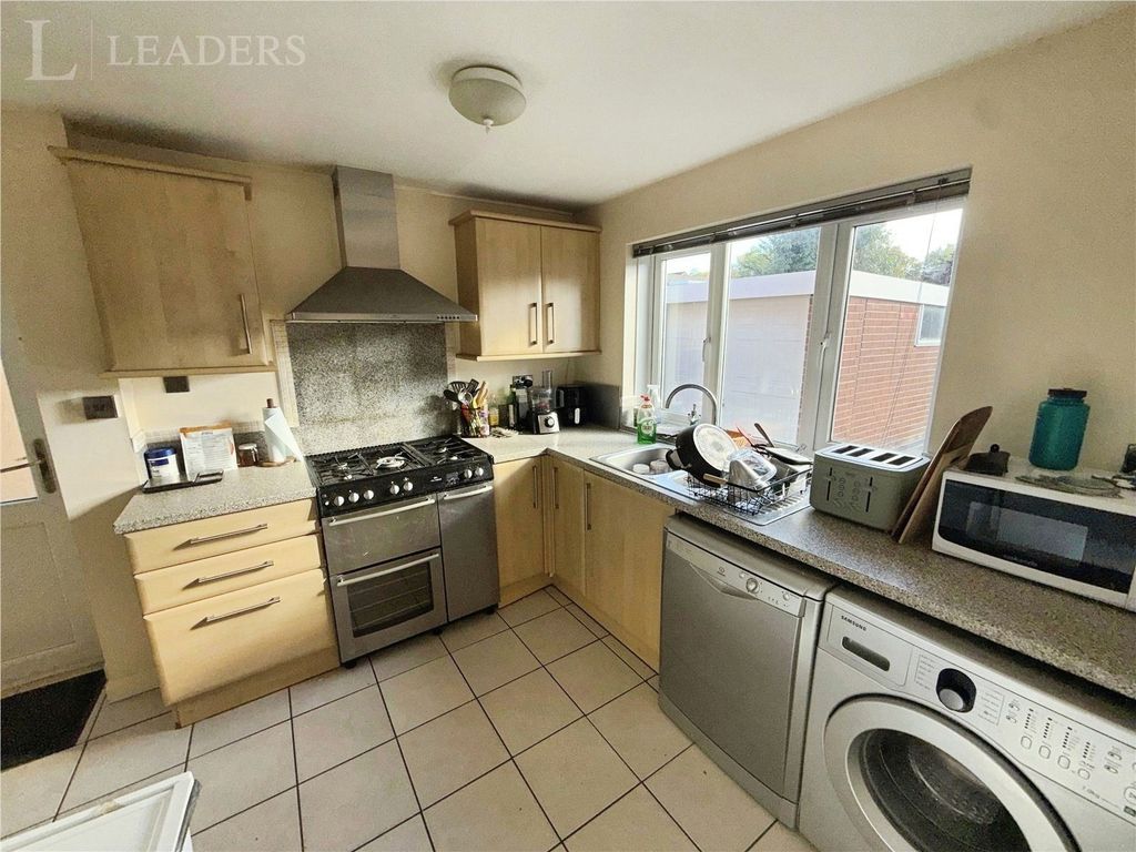 Property photo 3 of 15 Pbox-Img.Jpg