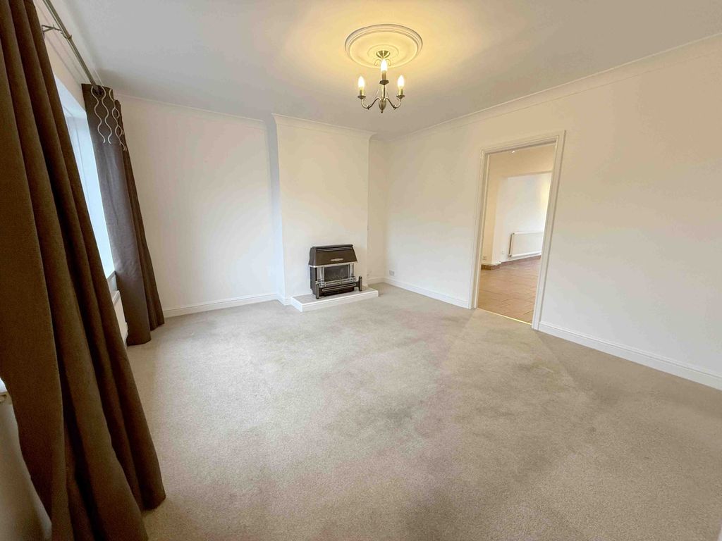 Property photo 2 of 17 Gallery