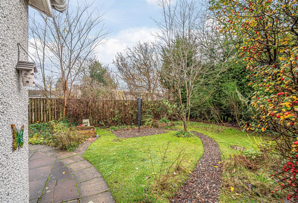 Property photo 2 of 23 Untitled (20 Of 1).Jpg