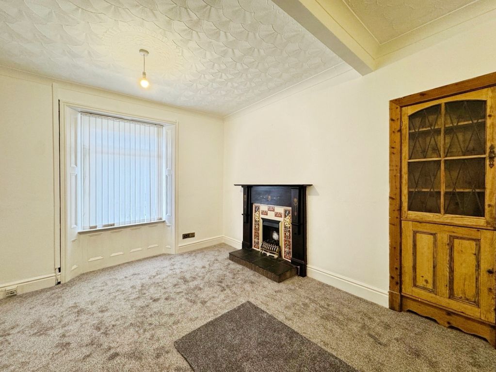 Property photo 3 of 22 4642145