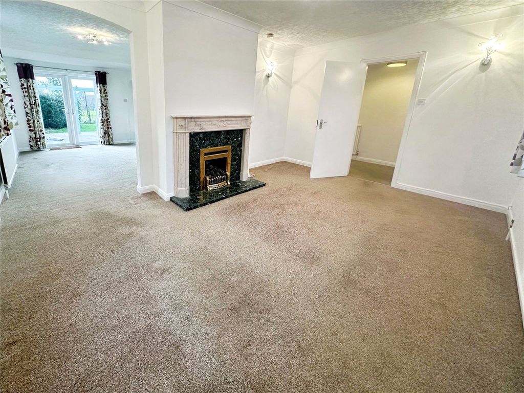 Property photo 2 of 14 Living Room