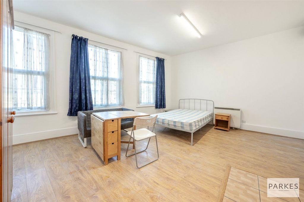 Property photo 3 of 7 Picture No. 03