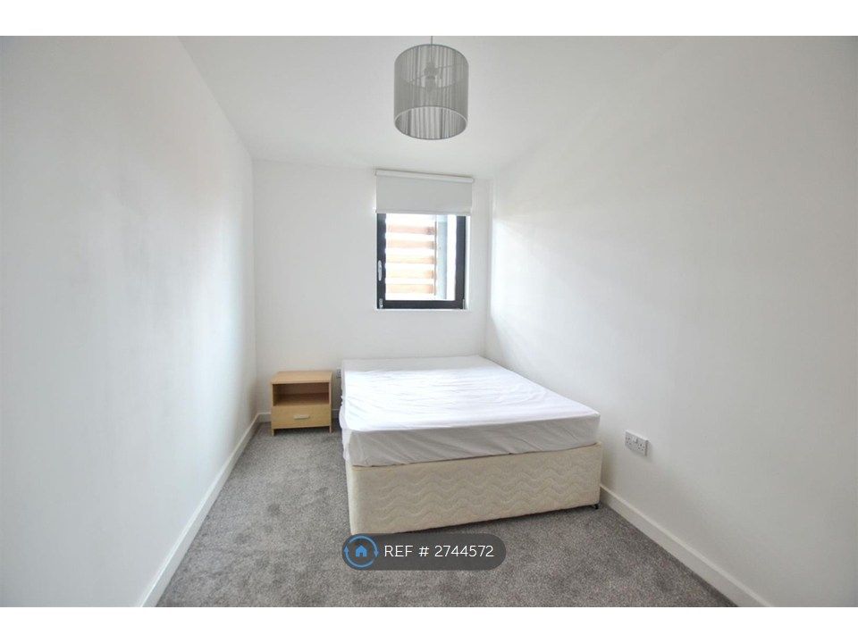 Property photo 3 of 6