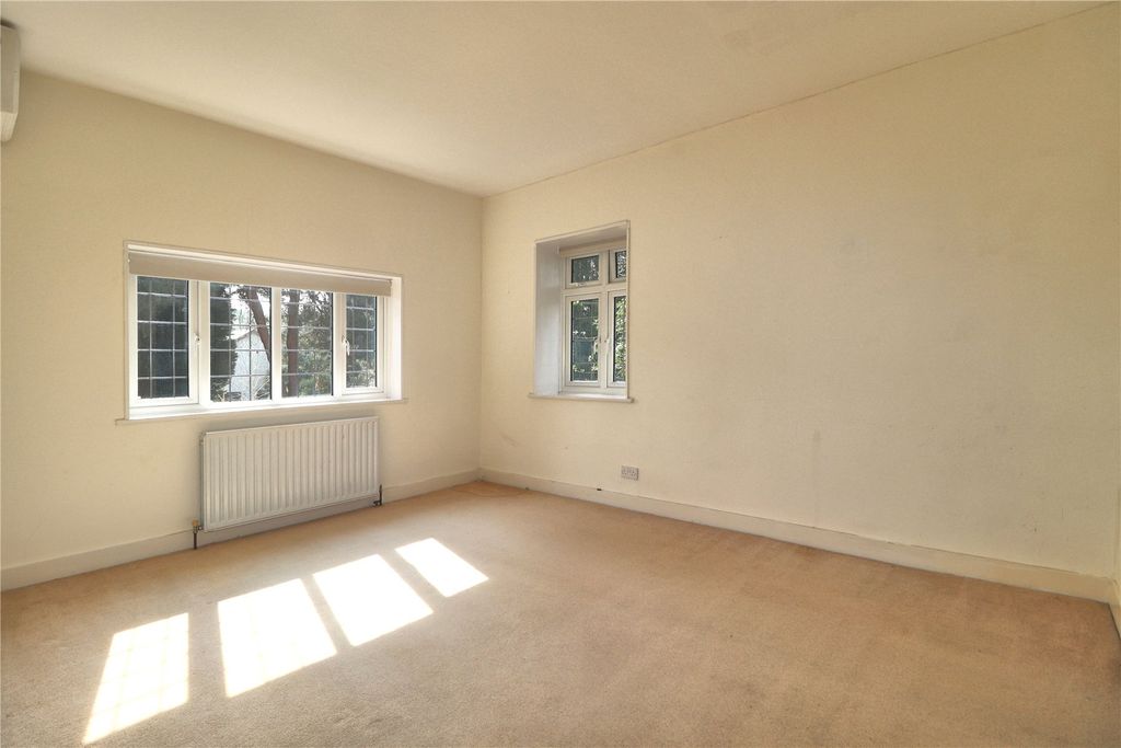 Property photo 3 of 8 Picture No. 08