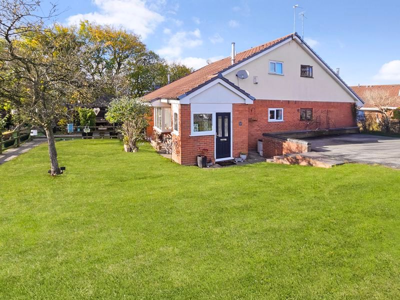 Property photo 1 of 9 Photo 10