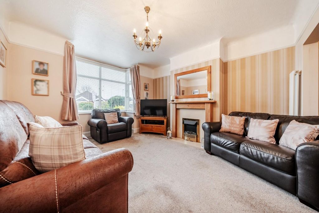 Property photo 2 of 19 1441995-17-69Df562d40789.Jpg