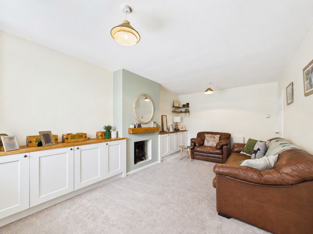 Property photo 3 of 26 5299496
