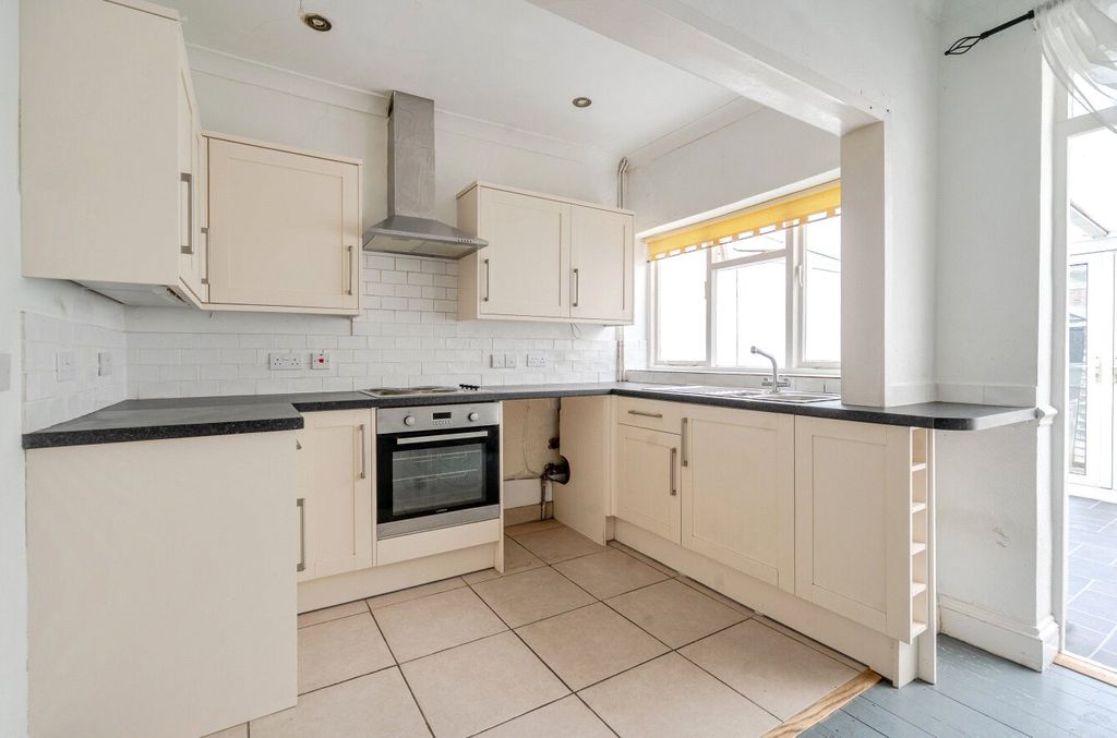 Property photo 3 of 10 Picture No. 03