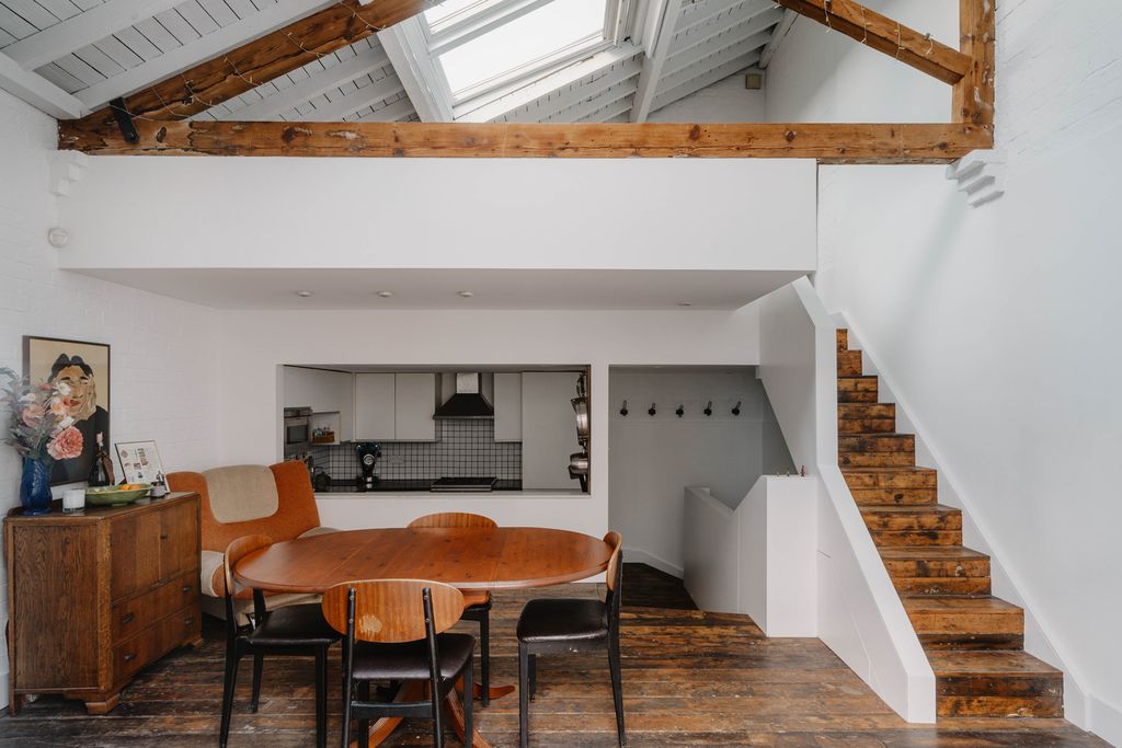 Property photo 3 of 25 320781 - Ashfield Yard_High Res-42.Jpg