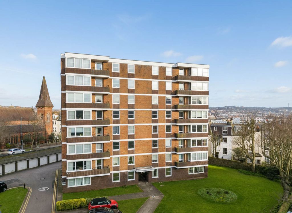 Property photo 1 of 26