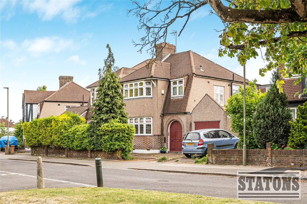 Property photo 1 of 23 Picture No. 22