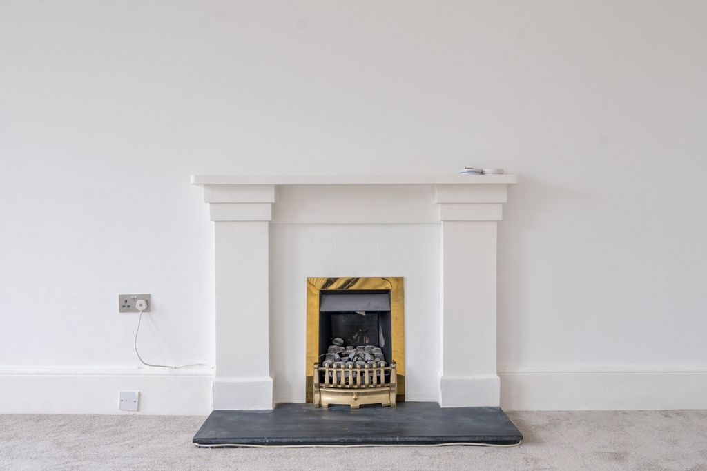 Property photo 2 of 21 Reception