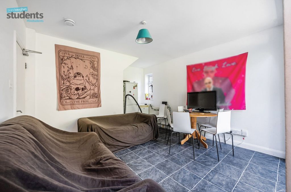 Property photo 3 of 12 689c9c60-B62E-46F...