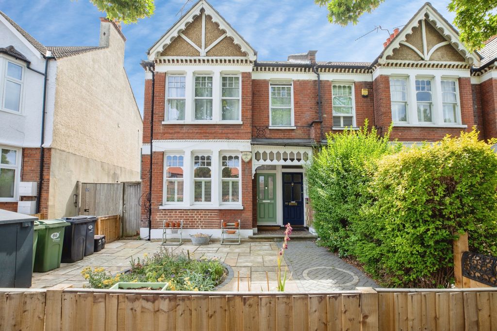 Property photo 1 of 22