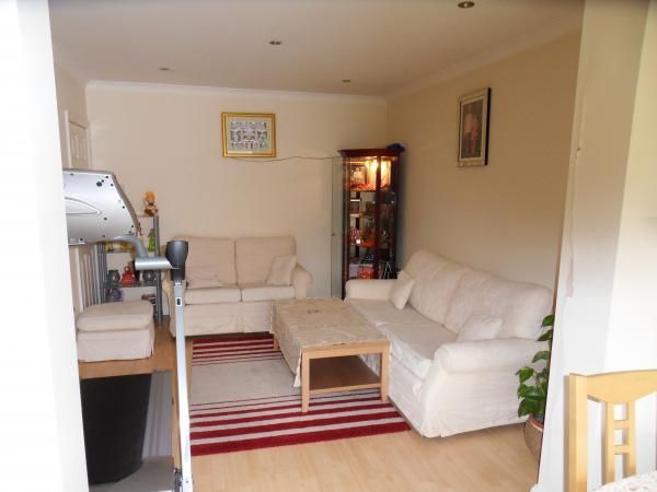 Property photo 3 of 8 Gallery