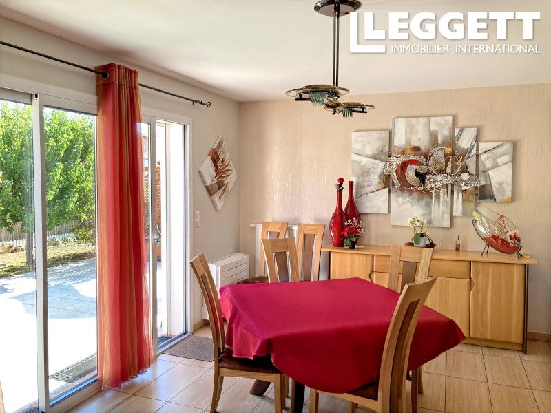 Property photo 3 of 10