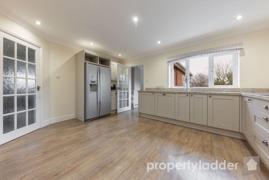 Property photo 3 of 25 Pl-19