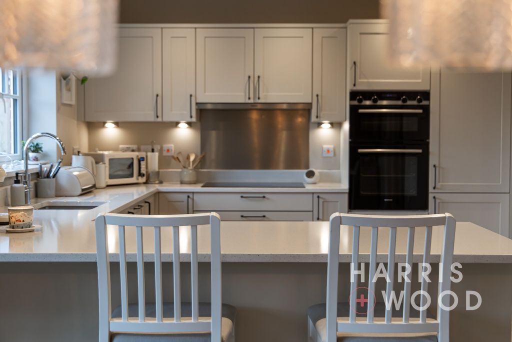 Property photo 3 of 40 4608924