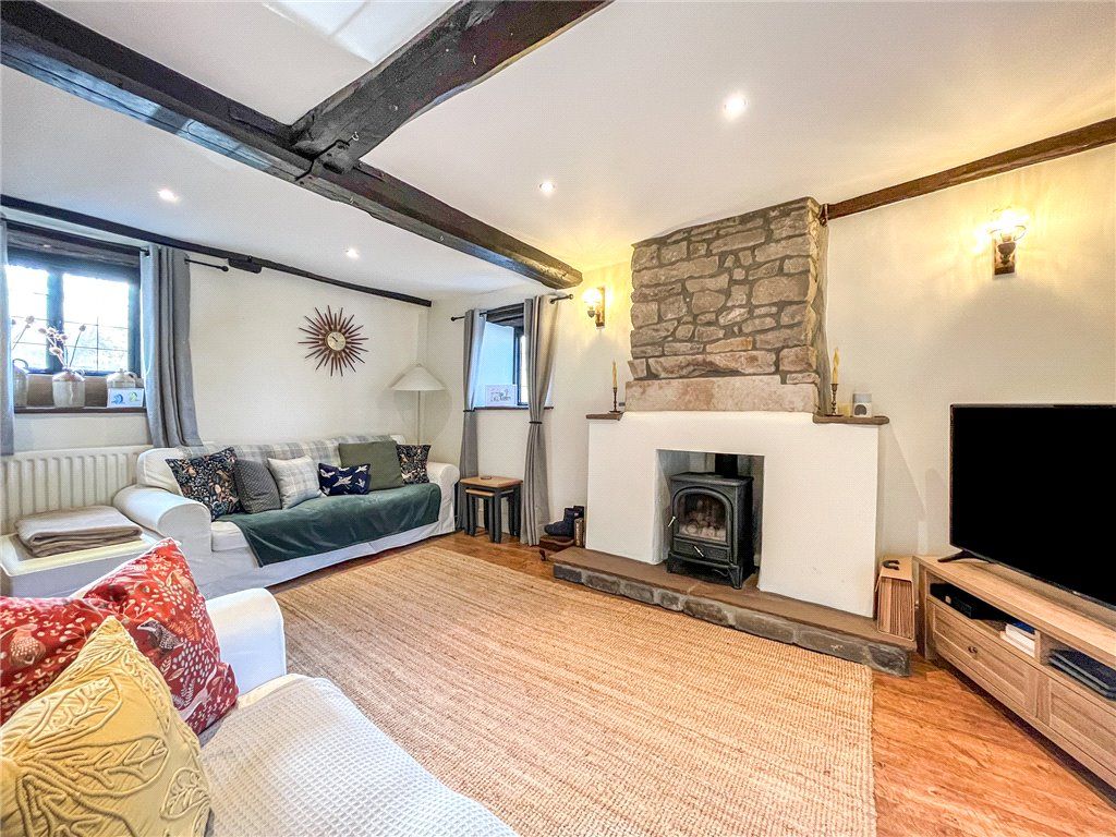 Property photo 2 of 11 Sitting Room