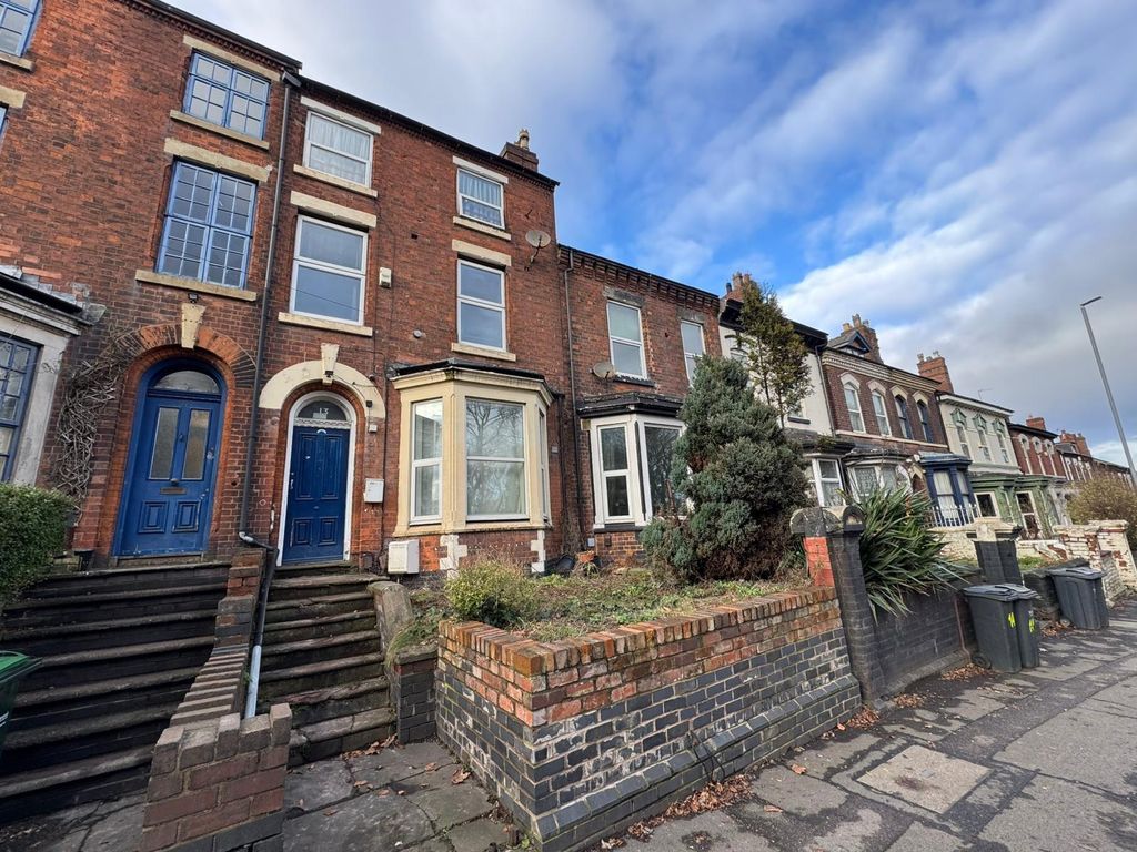 Property photo 2 of 2 13 Wood Green Road, Wednesbury, West Midlands, Ws10 9Ax (Exter (7).Jpg