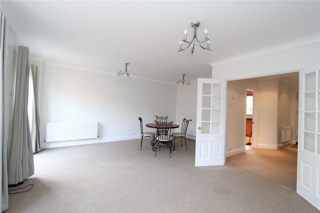 Property photo 2 of 12 Picture No. 07