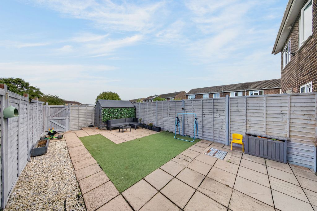 Property photo 3 of 19