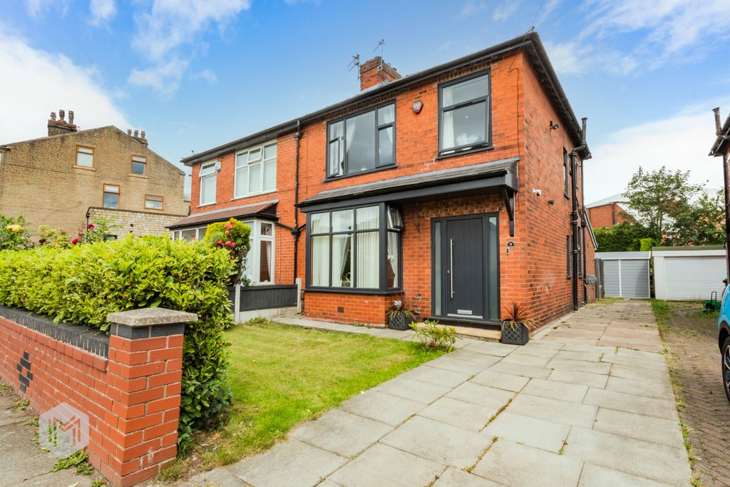 Property photo 2 of 21 Picture No. 27