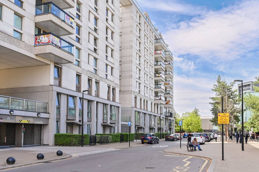 Property photo 1 of 1