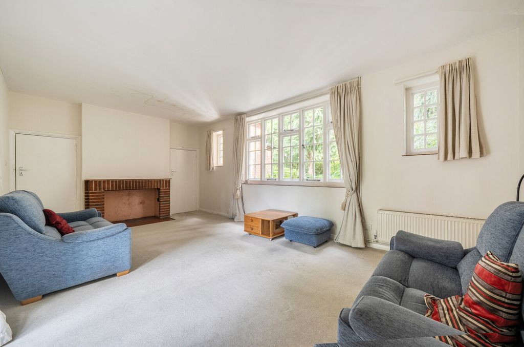 Property photo 2 of 21 1479091-13-6A3155...