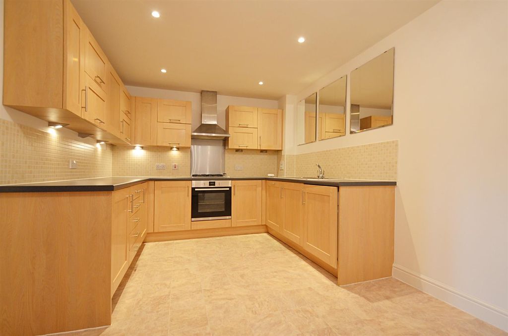 Property photo 3 of 8 8 Gladstone Court New 3 (1).Jpg