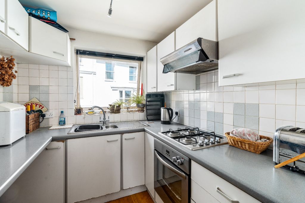 Property photo 3 of 15 3073775