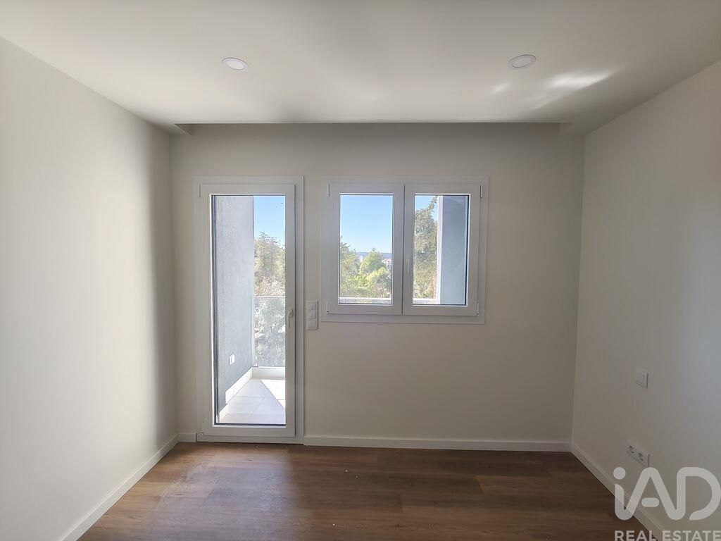 Property photo 2 of 30