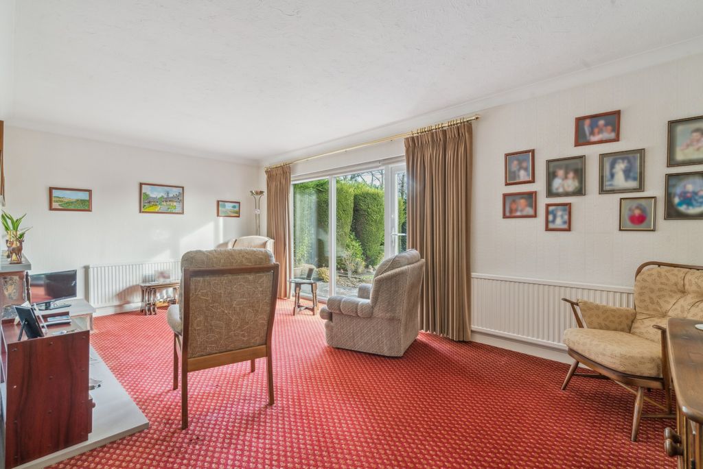Property photo 3 of 13